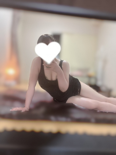 栗花落 まひろイメージ画像③サムネイル